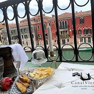 Canal View , Venecia Italia